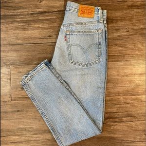 Distressed Levi 501 S